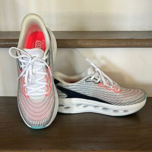 Skechers Slip-ins: Go Run Max Cushioning